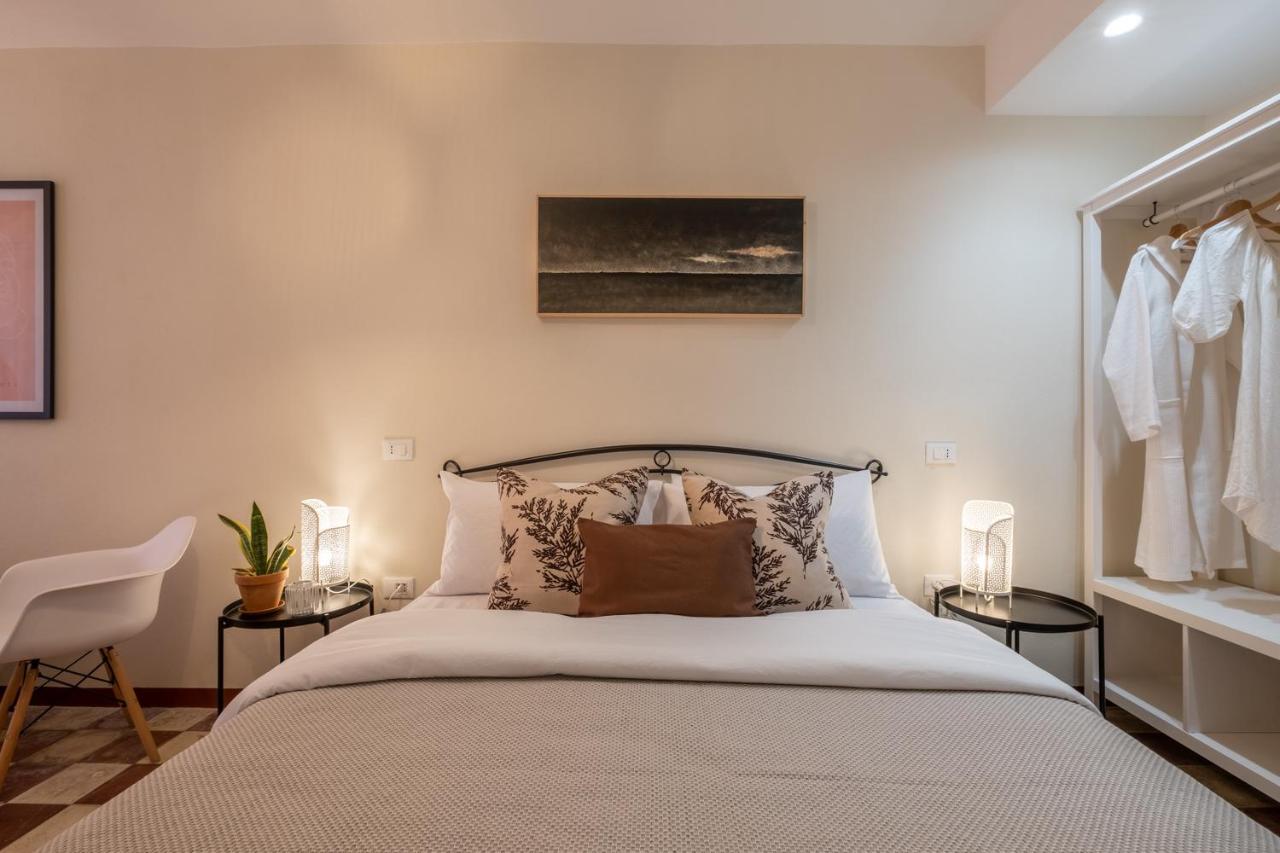 Dimora Sant'Ignazio Guest House Bosa Buitenkant foto