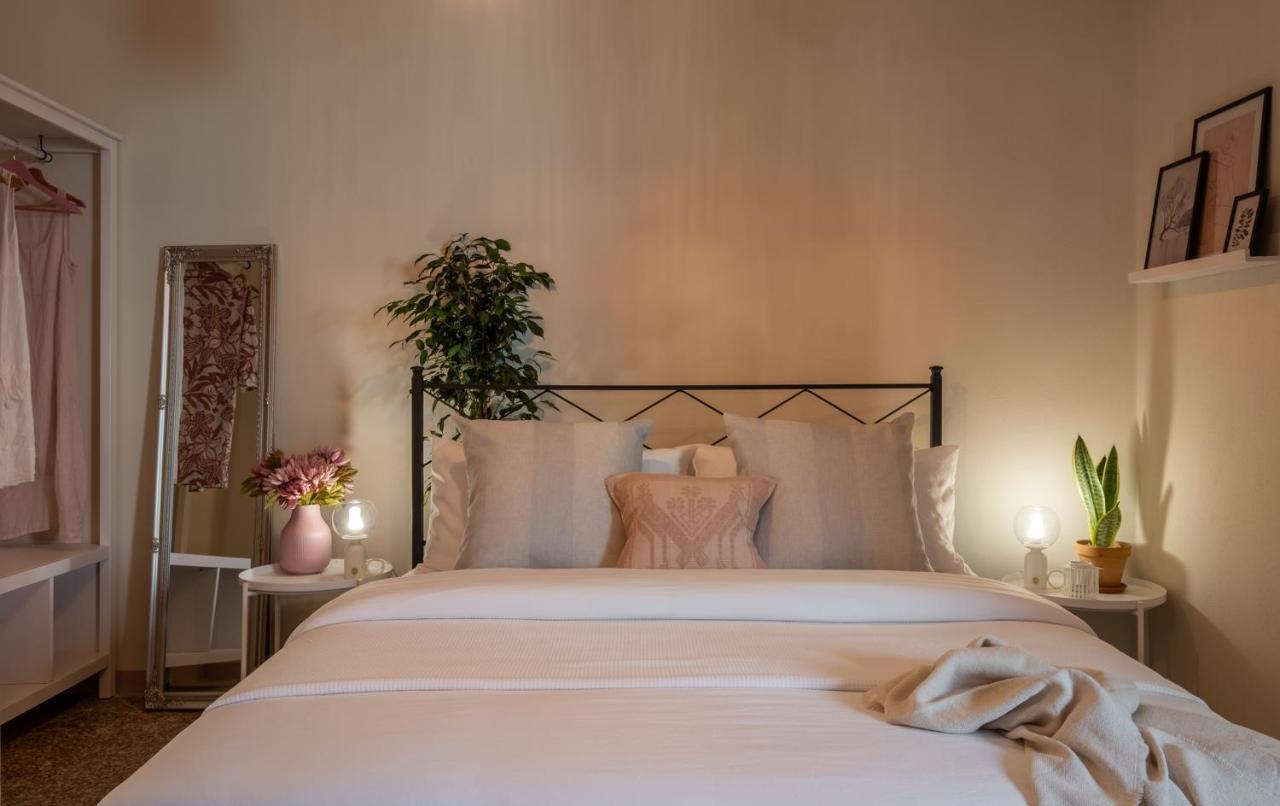 Dimora Sant'Ignazio Guest House Bosa Buitenkant foto